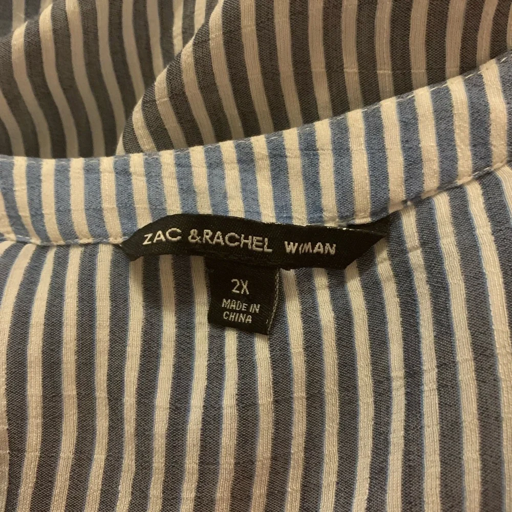 Tunic style blouse/top size 2x - Picture 5 of 8